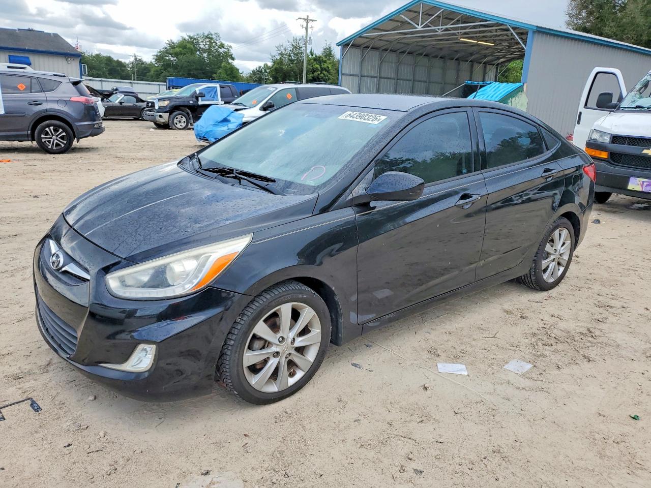 2014 Hyundai Accent GLS, VIN KMHCU4AEXEU718962 — Мелкие вмятины и царапины
