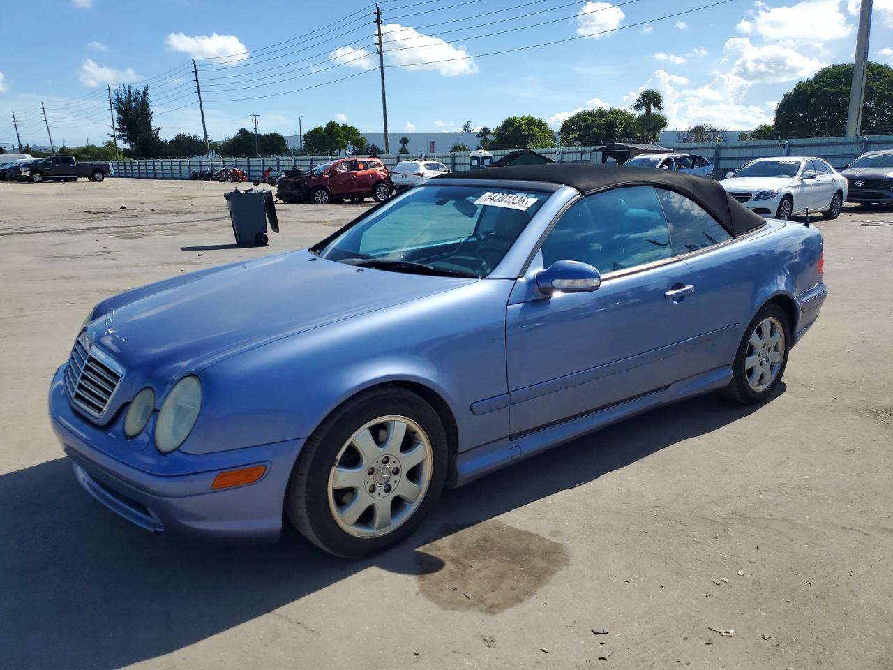 2000 Mercedes-Benz CLK 320/430, VIN WDBLK70G4YT051944 — Normal wear