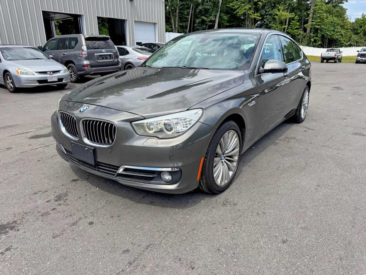 2016 BMW 5 Series 535i Gran Turismo xDrive, VIN WBA5M4C57GD186581 — Minor dents and scratches