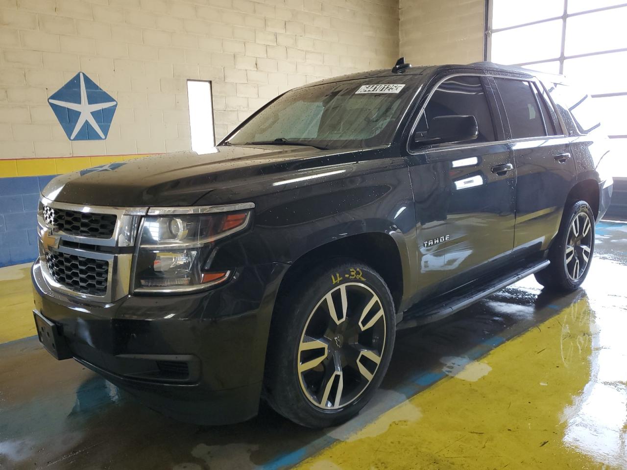 2019 Chevrolet Tahoe LT, VIN 1GNSKBKC9KR144190 — Hail