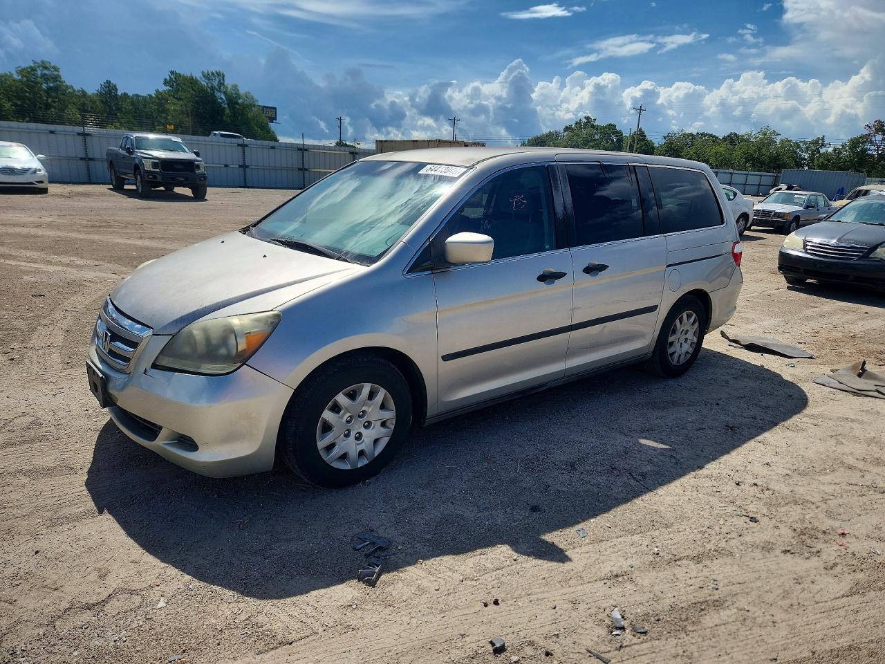 2006 Honda Odyssey LX, VIN 5FNRL38216B094647 — Side