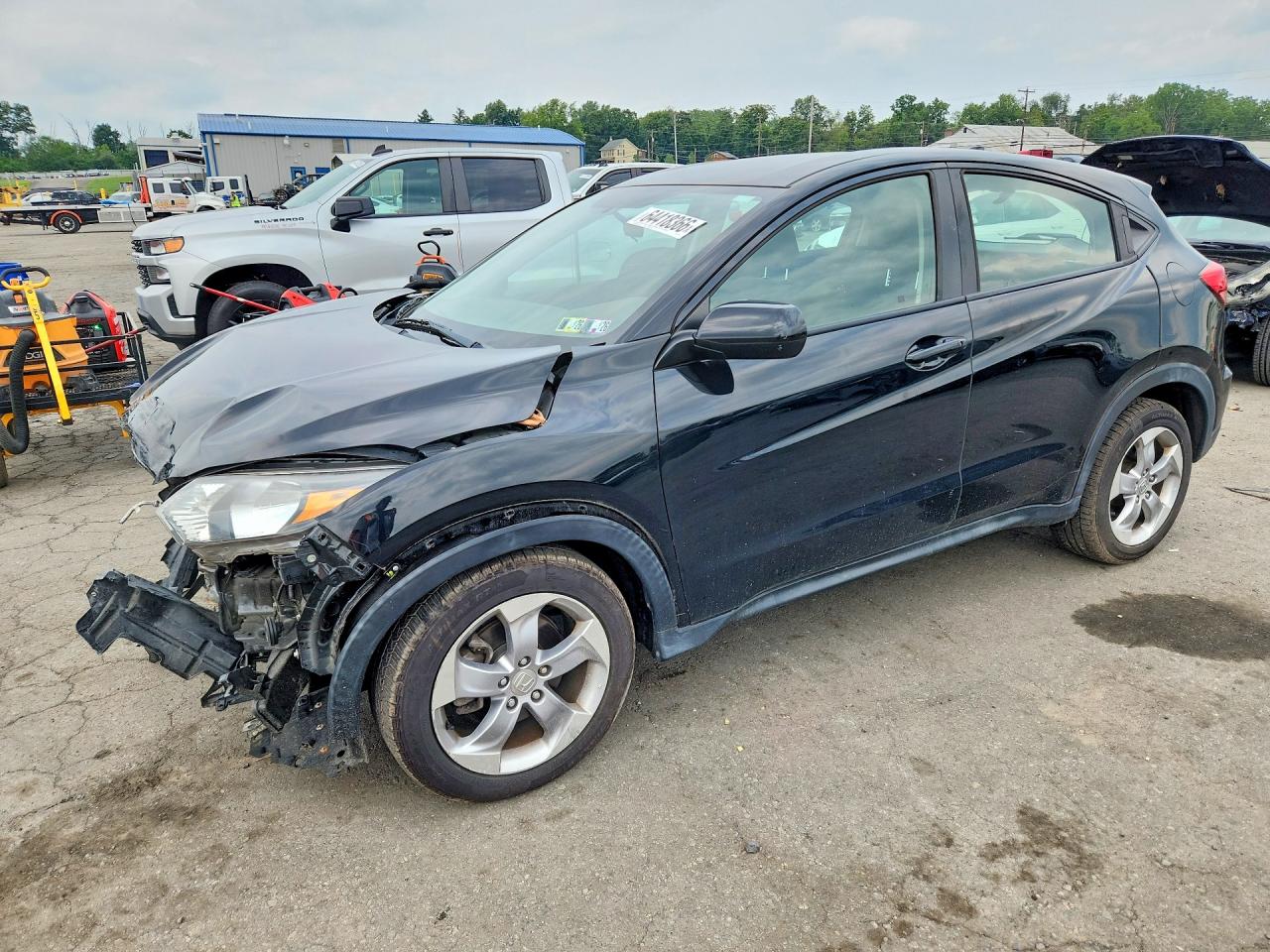 2018 Honda HR-V LX, VIN 3CZRU6H37JG700540 — Front end