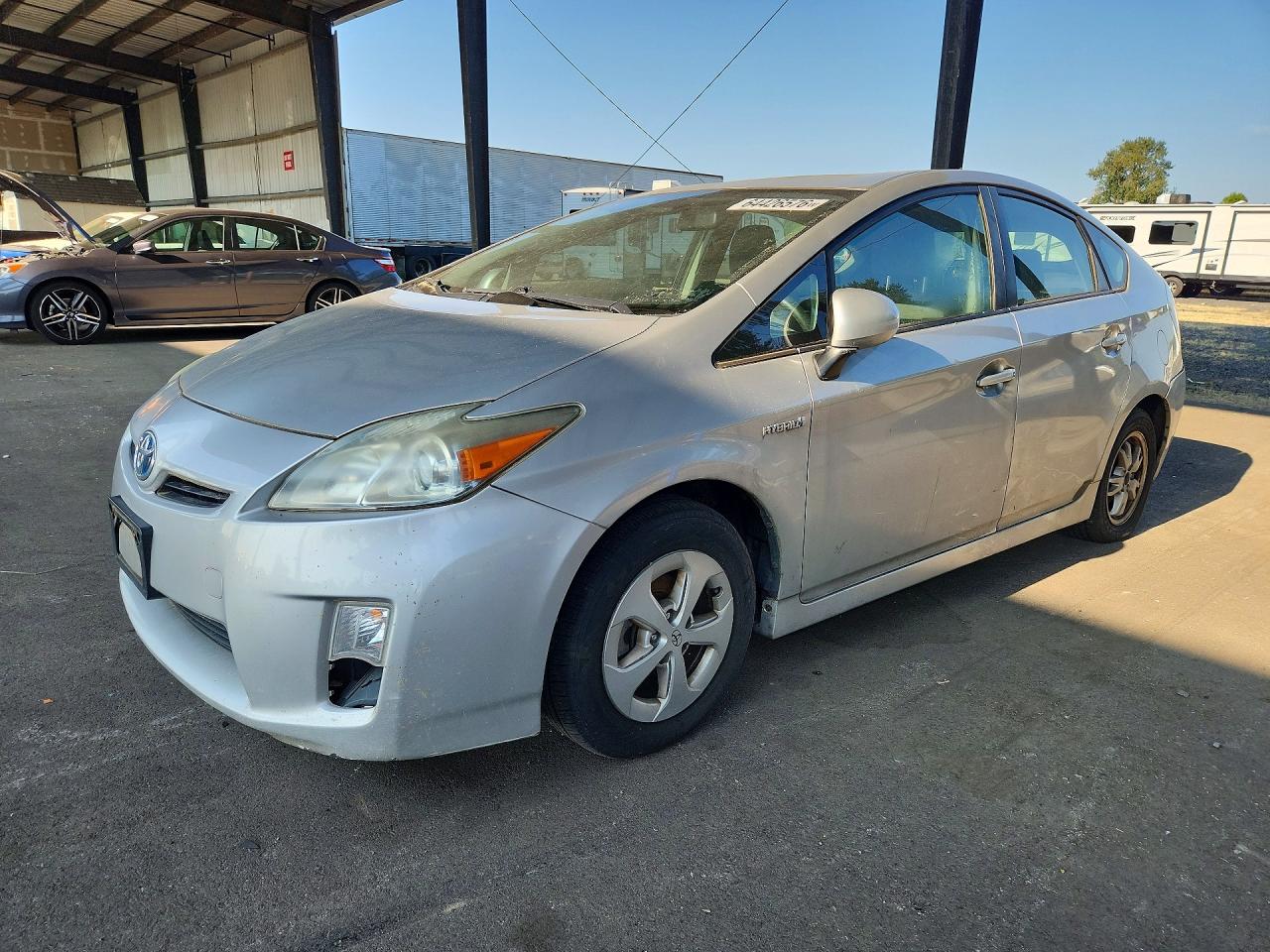 2011 Toyota Prius II, VIN JTDKN3DU6B0253142 — Minor dents and scratches