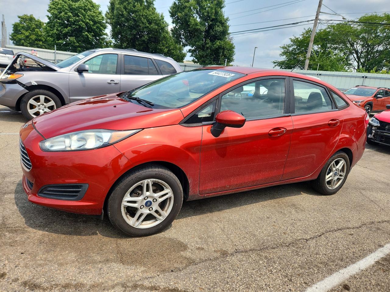 2019 Ford Fiesta SE, VIN 3FADP4BJ4KM128550 — Мелкие вмятины и царапины