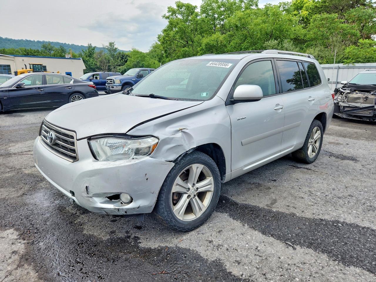 2008 Toyota Highlander Sport, VIN JTEES43A282058537 — Перед