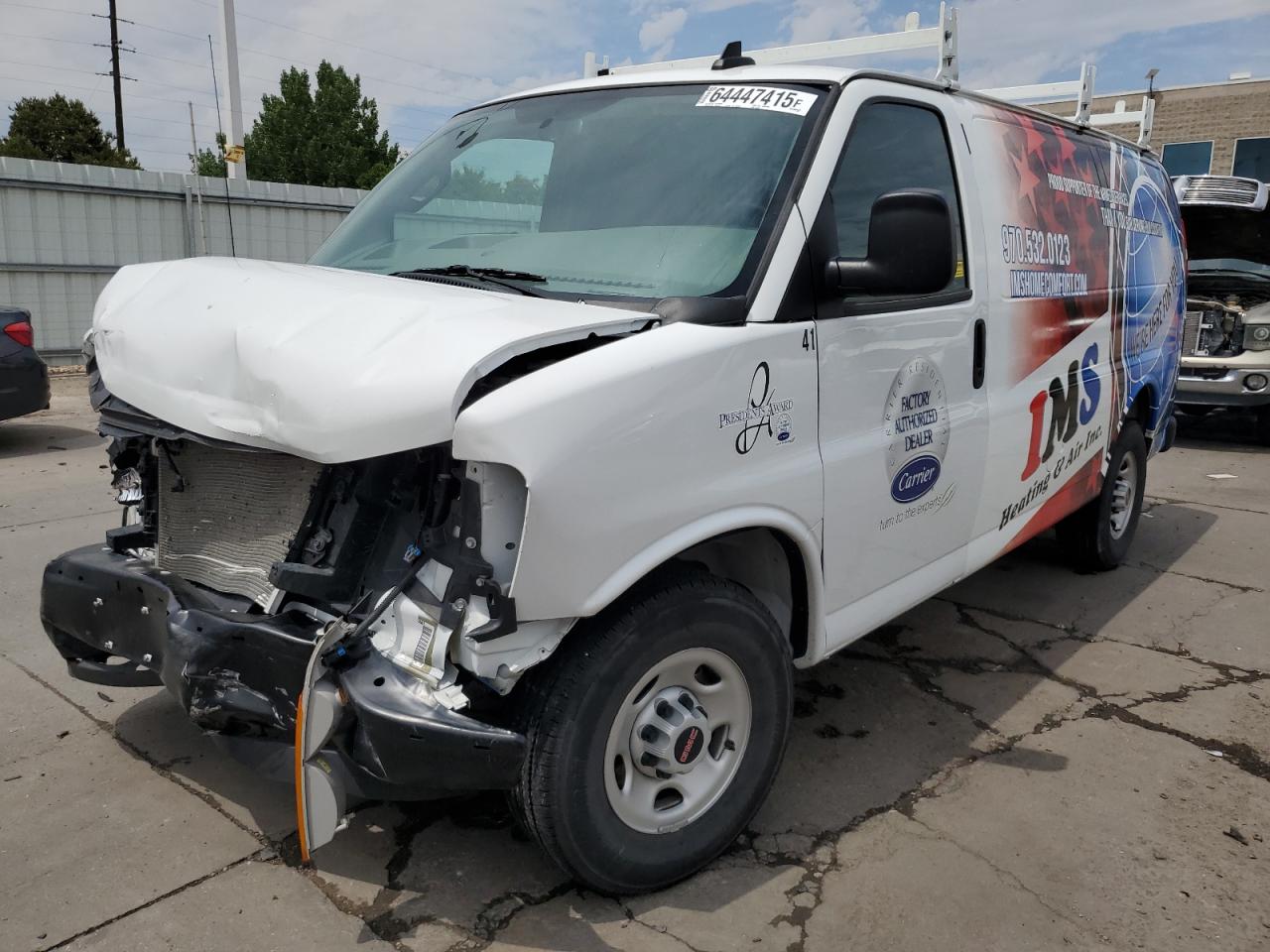 2023 GMC Savana Cargo, VIN 1GTW7AFPXP1234067 — Front end