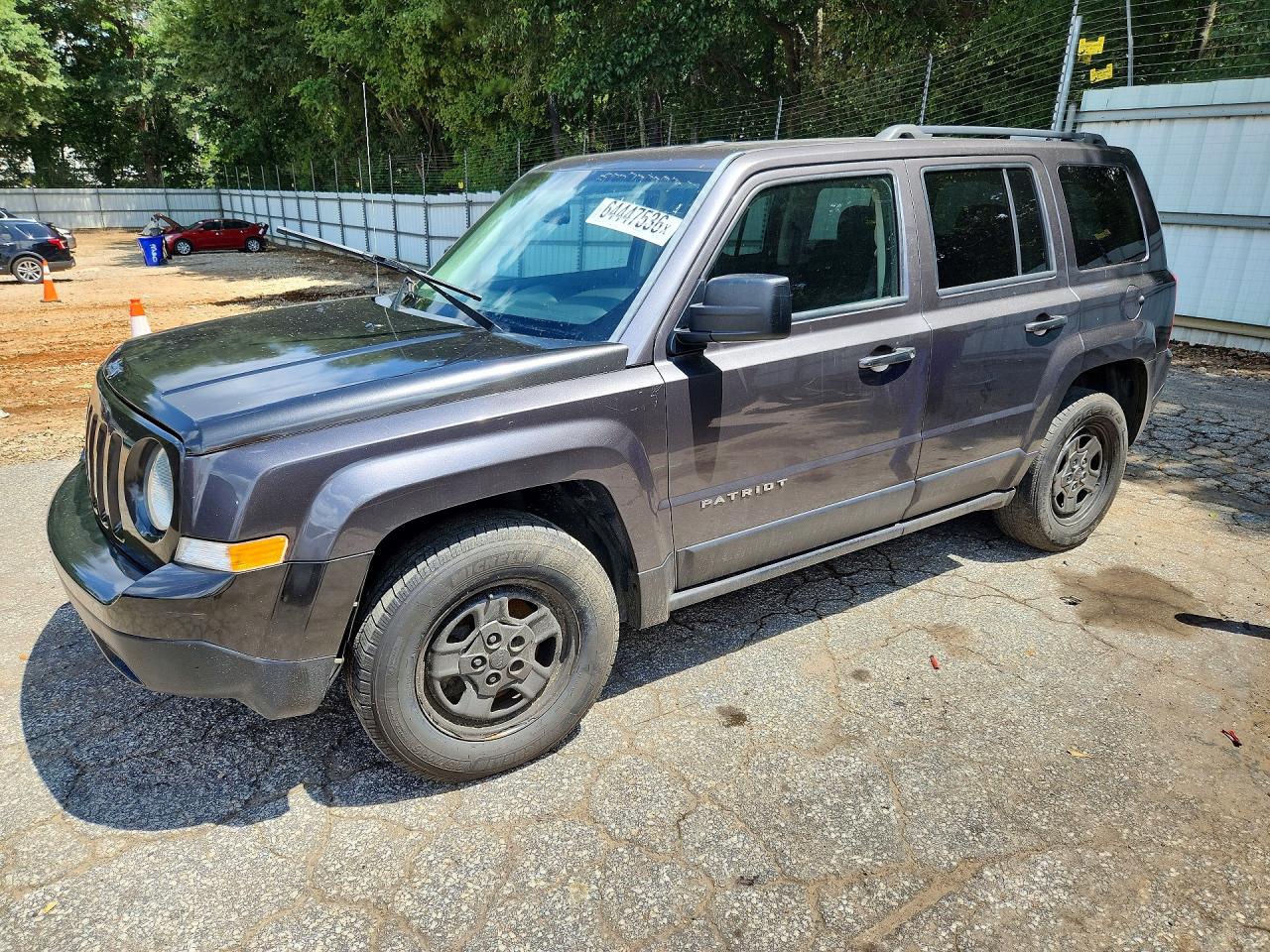 2016 Jeep Patriot Sport, VIN 1C4NJPBA1GD670144 — Normal wear