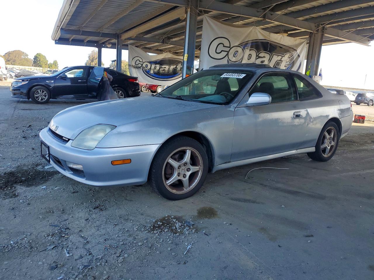2001 Honda Prelude SH, VIN JHMBB61521C004646 — Minor dents and scratches