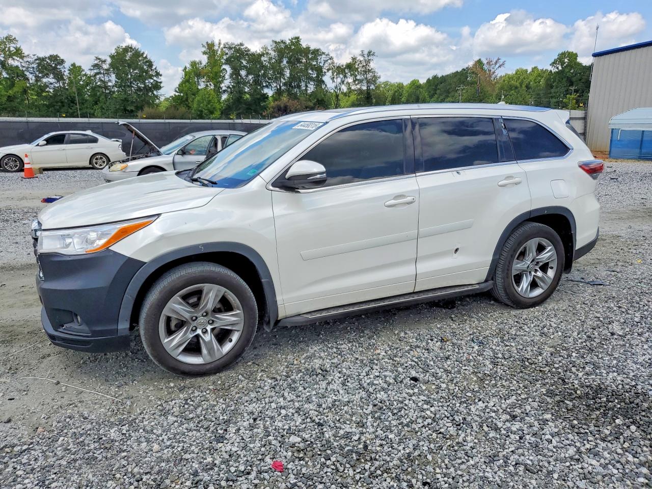 2015 Toyota Highlander Limited Platinum, VIN 5TDDKRFH7FS182606 — Фото с аукциона 1 of 4