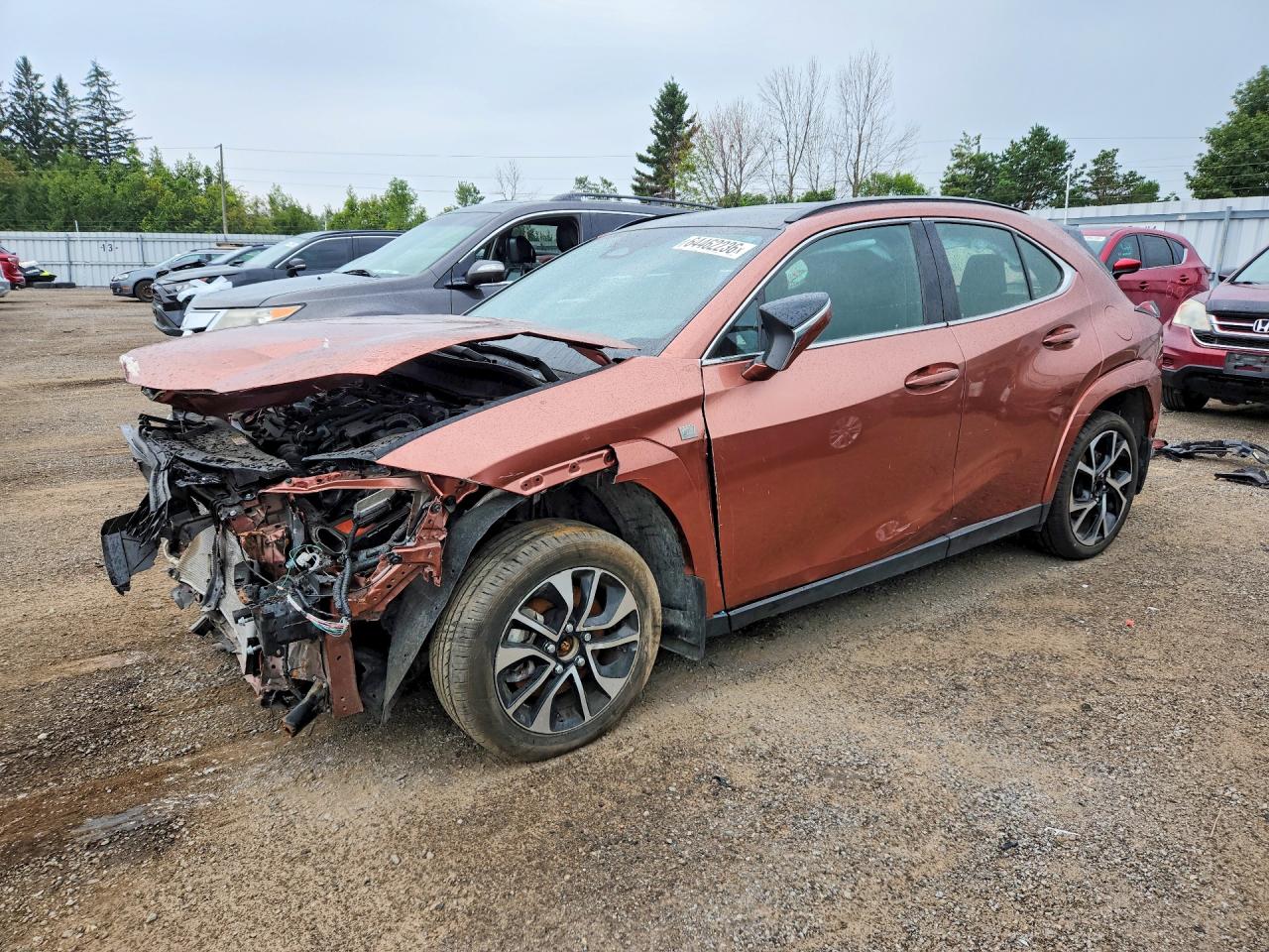 2025 Lexus UX 300h Premium, VIN JTHUCJDH3S2008839 — Перед