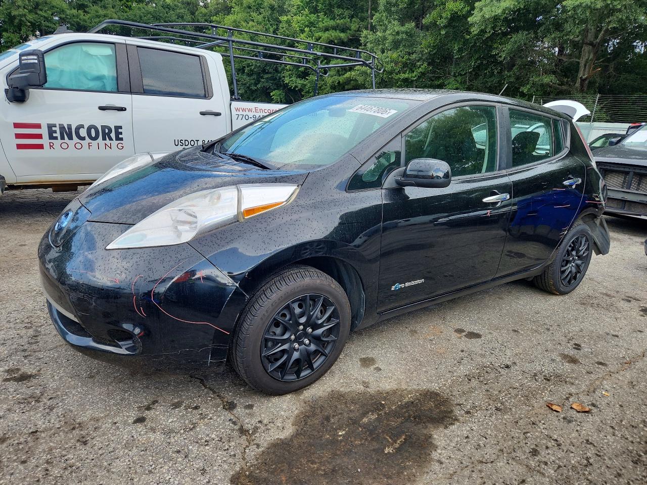 2015 Nissan LEAF SV, VIN 1N4AZ0CP0FC310746 — Rear end