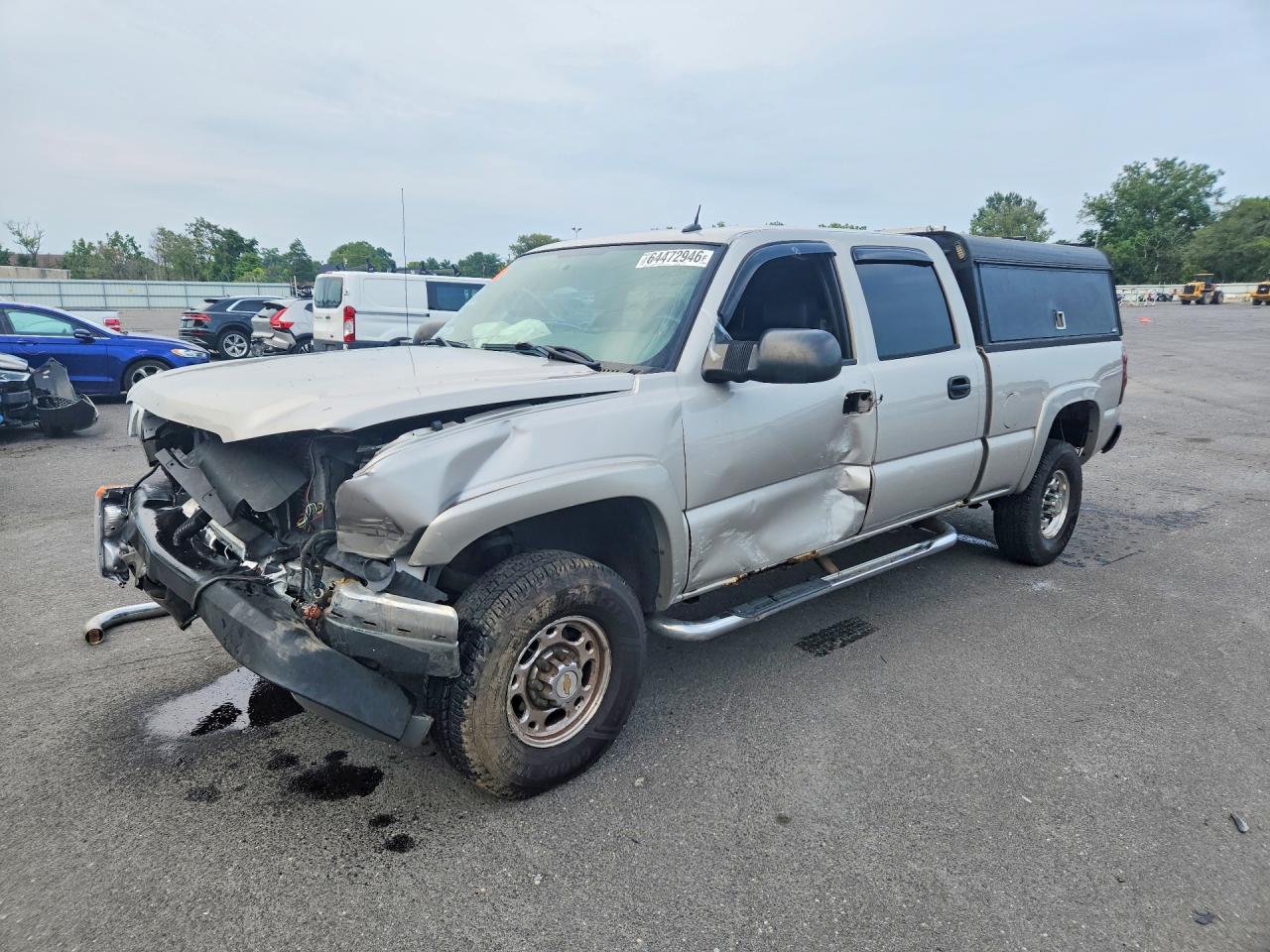 2004 Chevrolet Silverado 2500HD LT, VIN 1GCHK23284F193426 — Front end