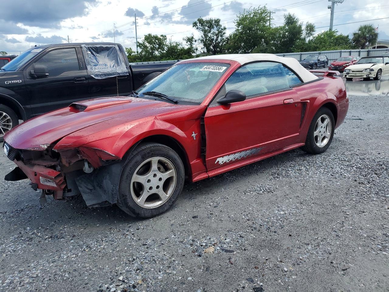 2003 Ford Mustang Deluxe, VIN 1FAFP44473F426639 — Перед