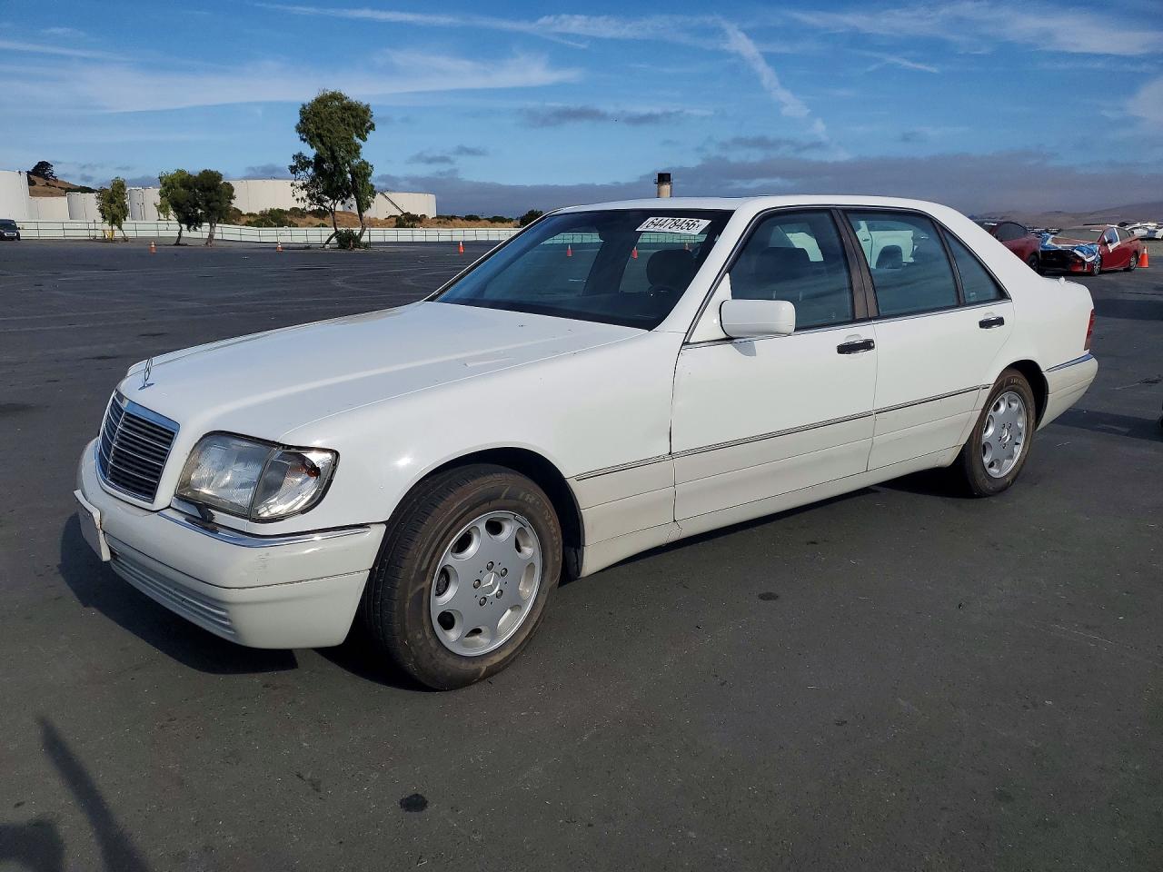 1996 Mercedes-Benz S 320, VIN WDBGA43E3TA288006 — Minor dents and scratches