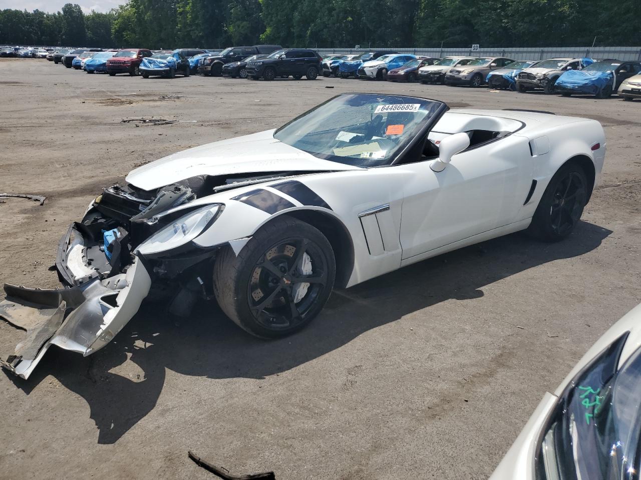 2010 Chevrolet Corvette Z16 Grand Sport 4LT, VIN 1G1YX3DW1A5106632 — Front end