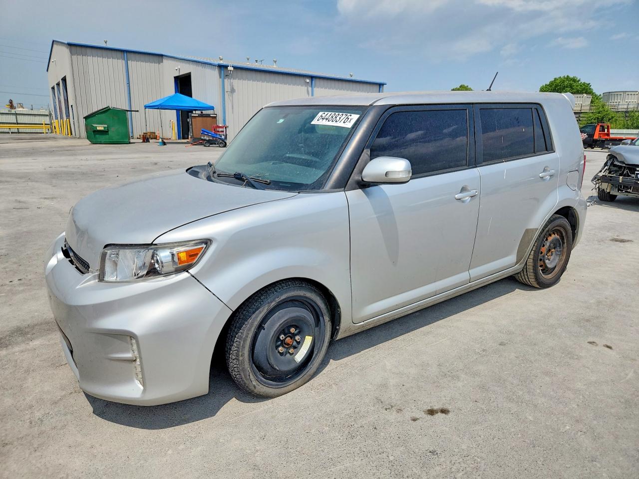 2013 Scion xB, VIN JTLZE4FE7DJ043838 — Front end