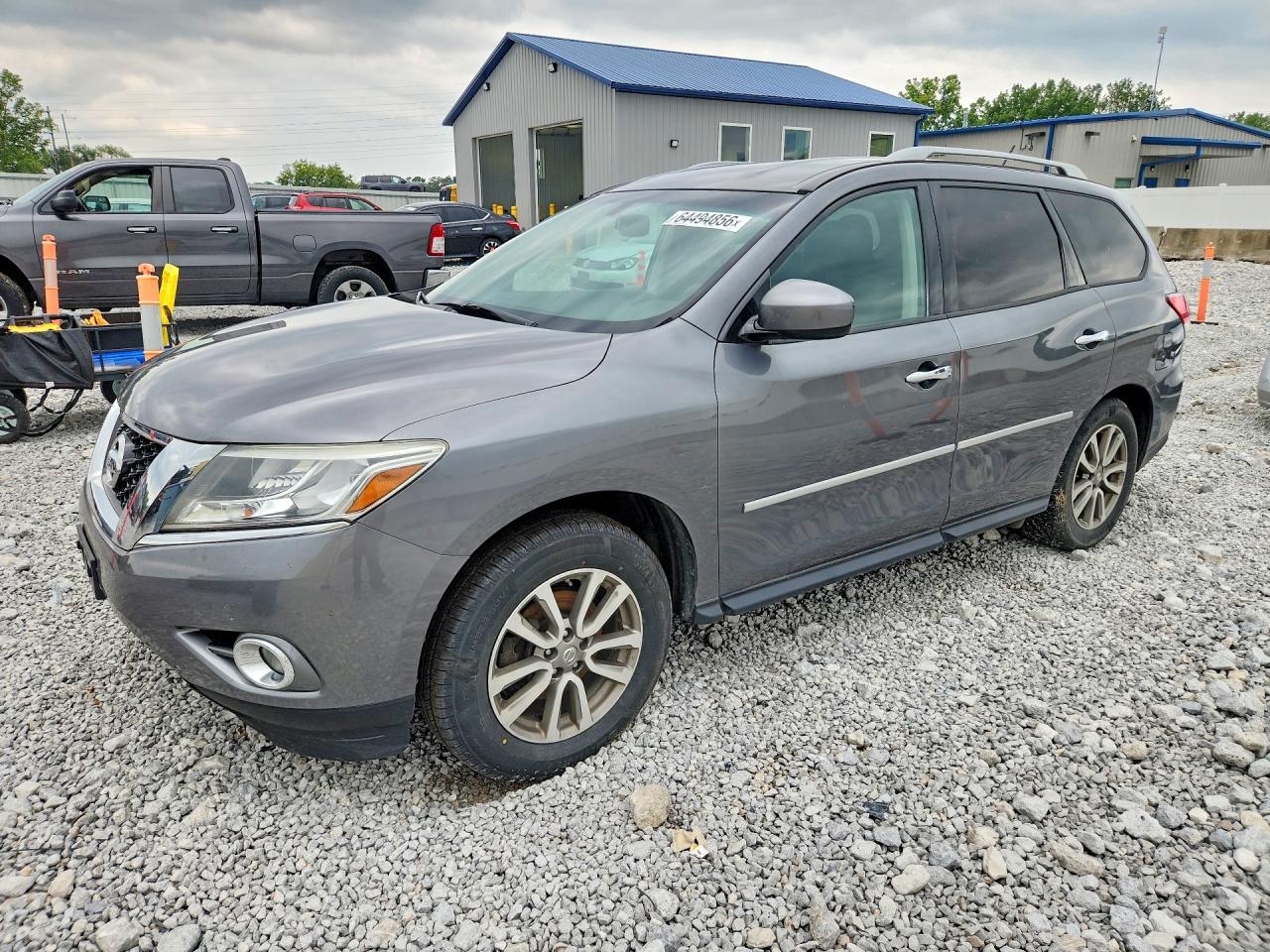 2016 Nissan Pathfinder Platinum, VIN 5N1AR2MMXGC620295 — Мелкие вмятины и царапины