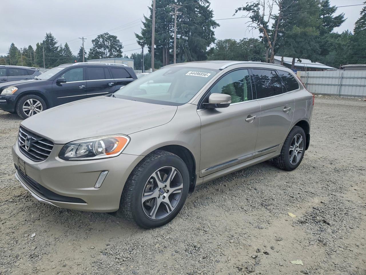 2014 Volvo XC60 R-Design Premier Plus, VIN YV4902DZ1E2556533 — Normal wear