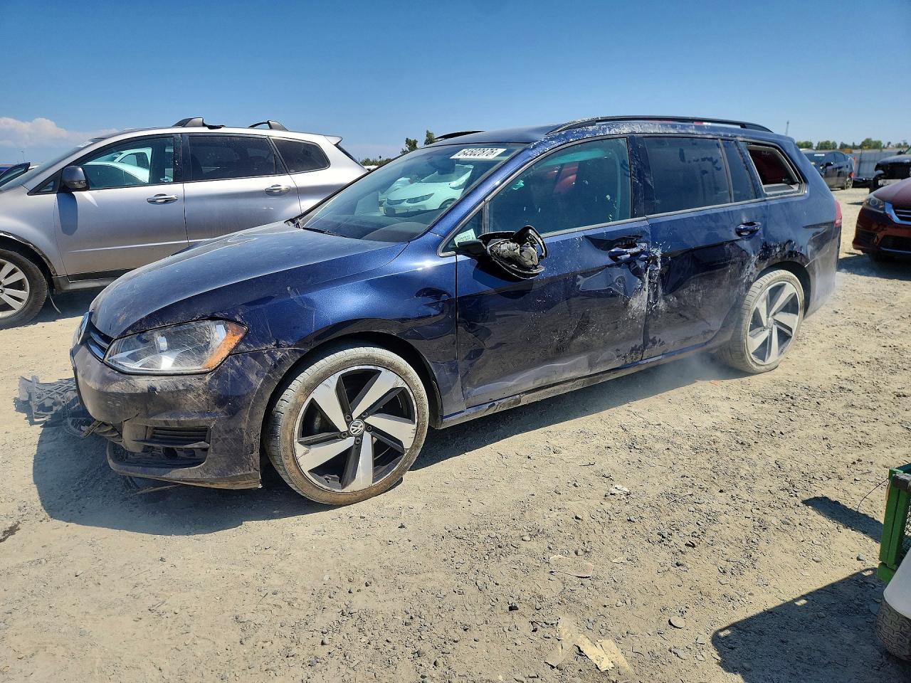 2017 Volkswagen Golf S, VIN 3VWC17AU8HM505116 — Перед