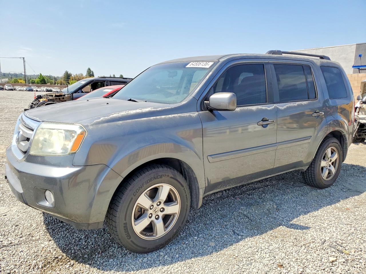 2010 Honda Pilot EX, VIN 5FNYF3H46AB004373 — Minor dents and scratches