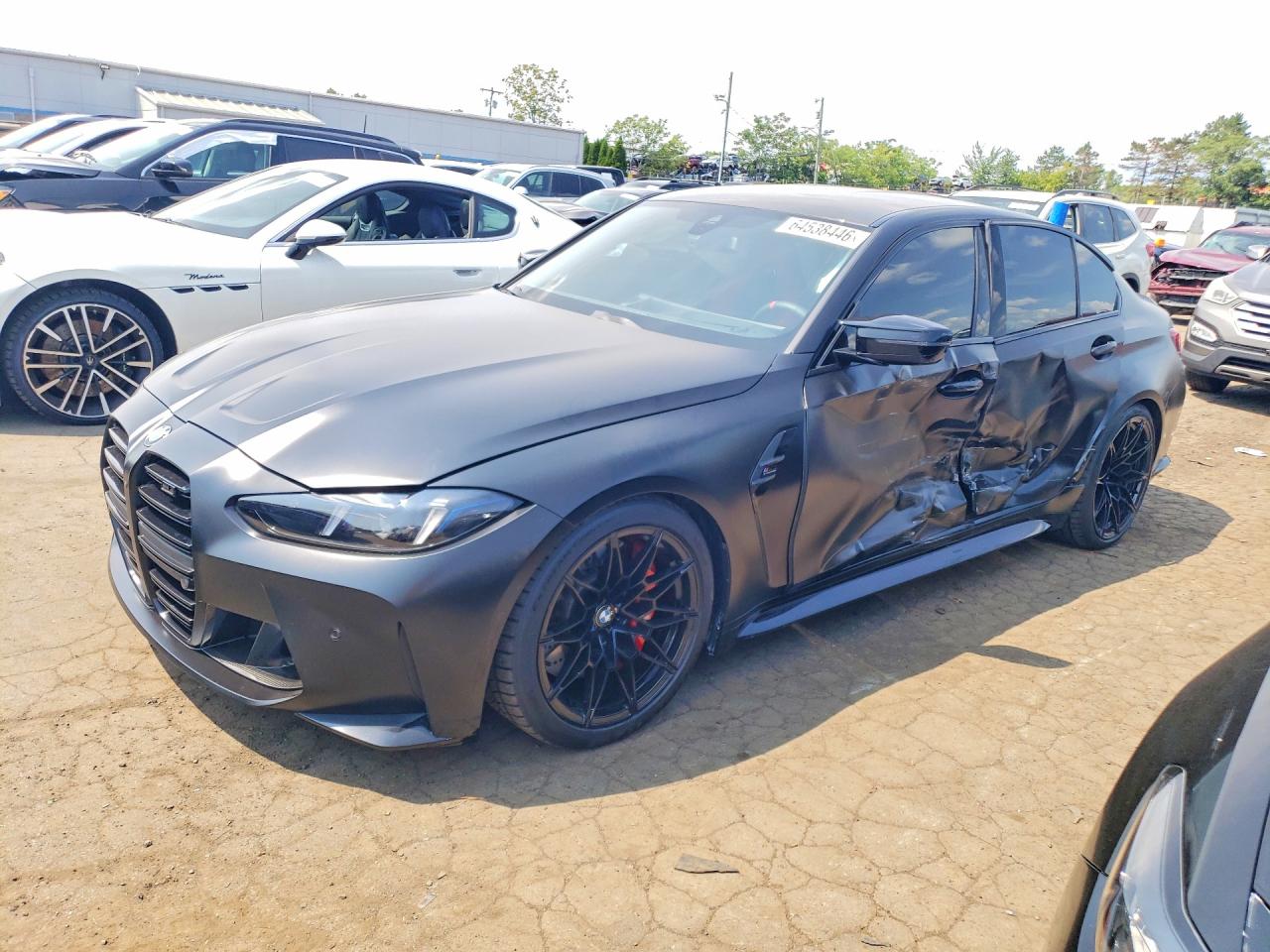 2025 BMW M3 Competition xDrive, VIN WBS33HJ02SFU33751 — Бок