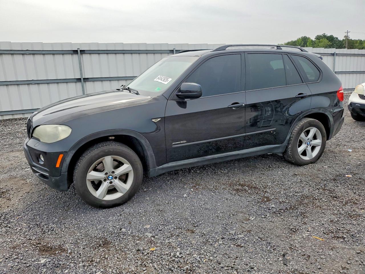 2009 BMW X5 30i, VIN 5UXFE43599L262667 — Зад