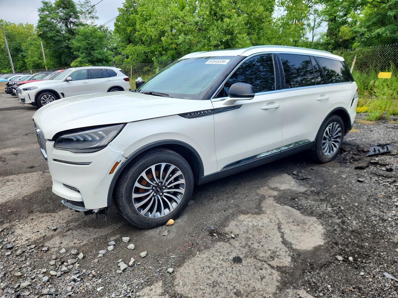 2023 Lincoln Aviator Standard, VIN 5LM5J6XC6PGL01985 — Перед