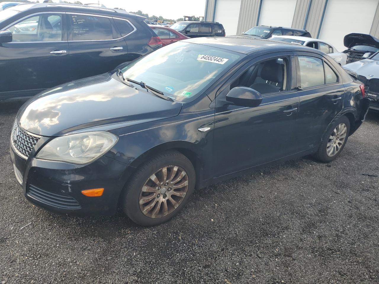 2010 Suzuki Kizashi SE, VIN JS2RF9A38A6100886 — Rear end