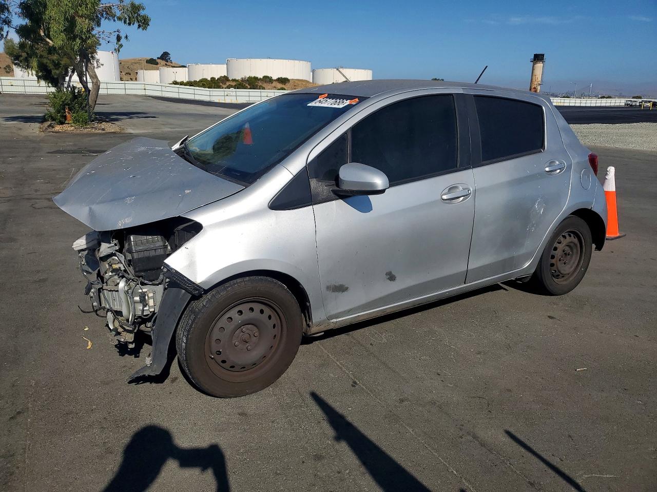 2015 Toyota Yaris L, VIN VNKKTUD32FA045396 — Перед