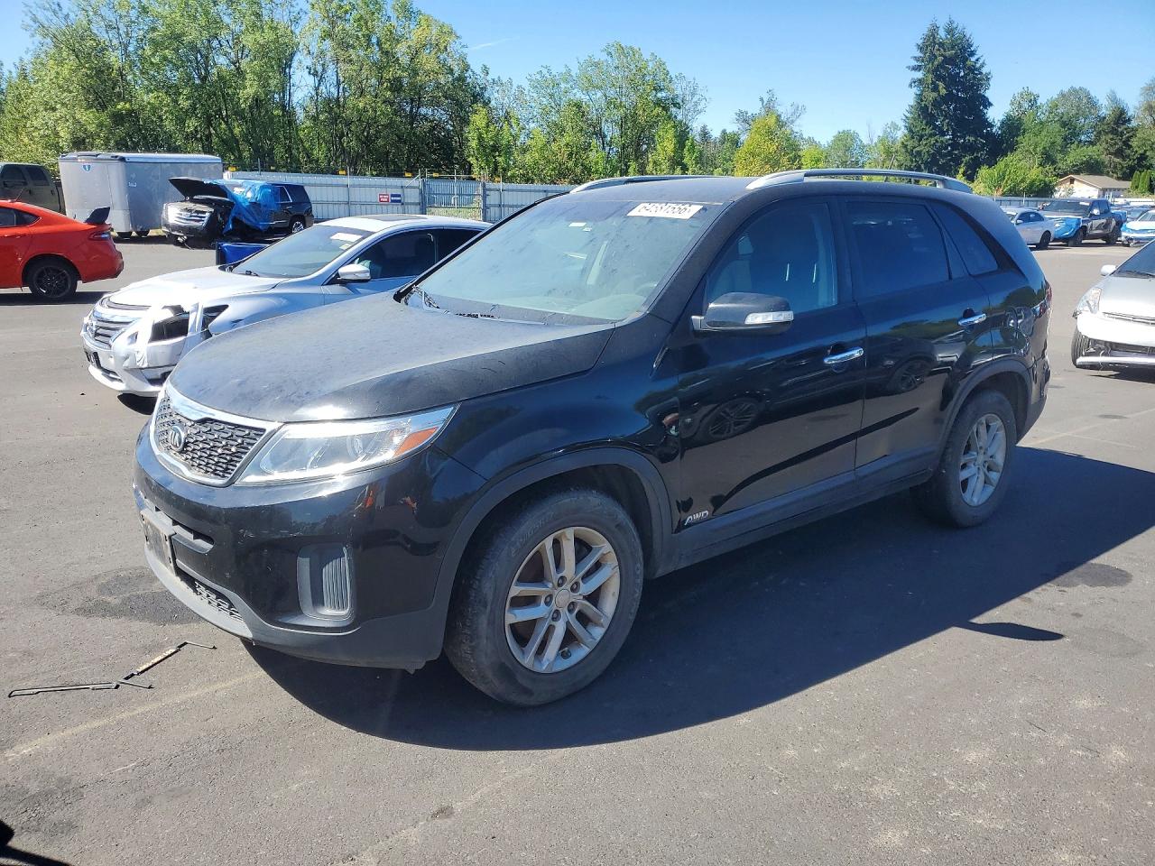2015 Kia Sorento LX, VIN 5XYKTDA75FG610630 — Rear end
