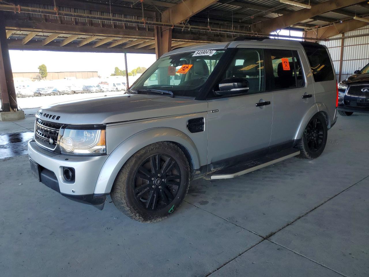 2016 Land Rover LR4 HSE Lux, VIN SALAK2V6XGA800325 — Rear end