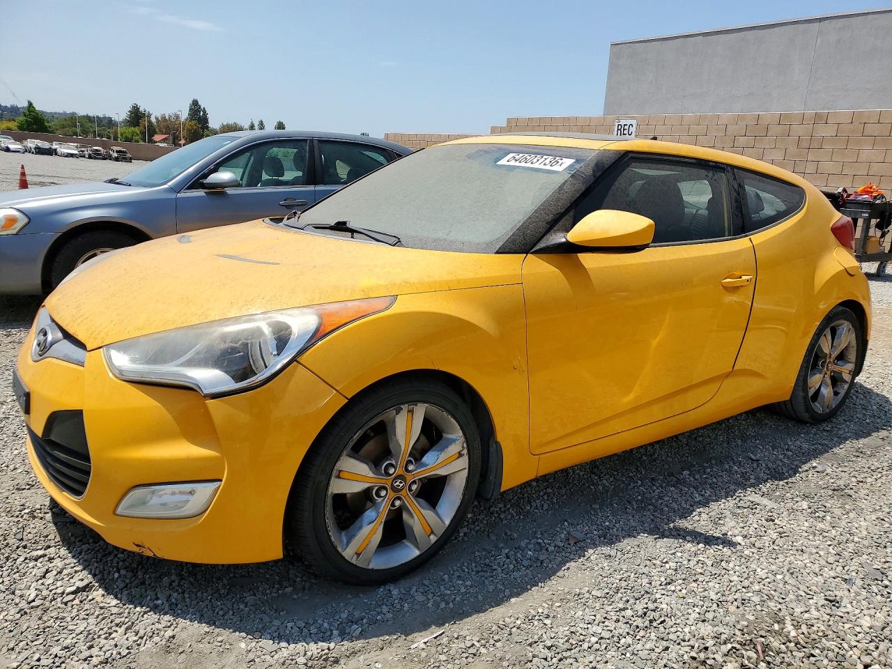 2012 Hyundai Veloster w/Gray Int, VIN KMHTC6AD2CU030621 — Механическое