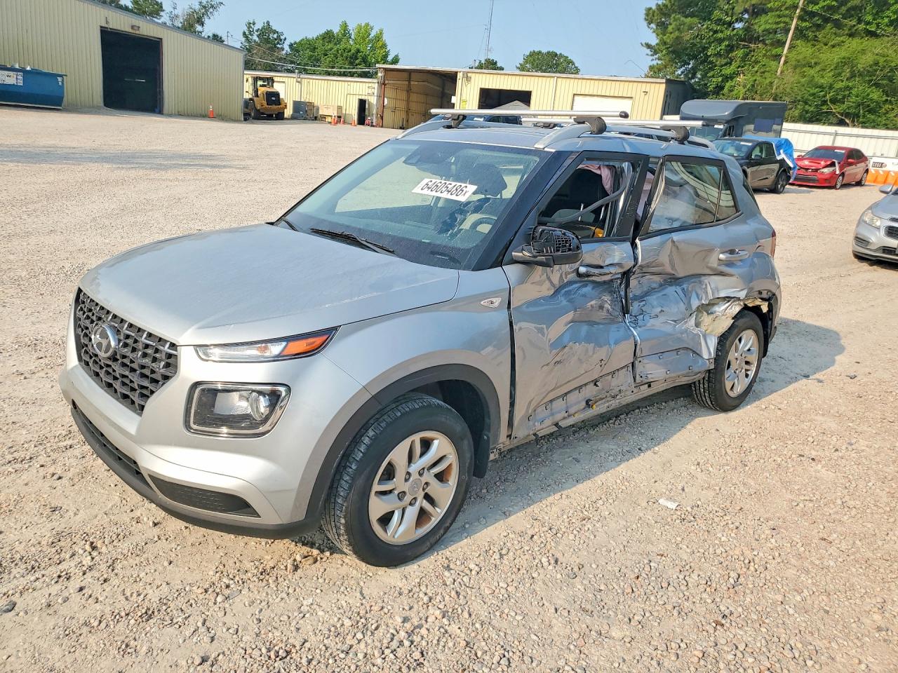 2020 Hyundai Venue SEL, VIN KMHRC8A34LU017575 — Side