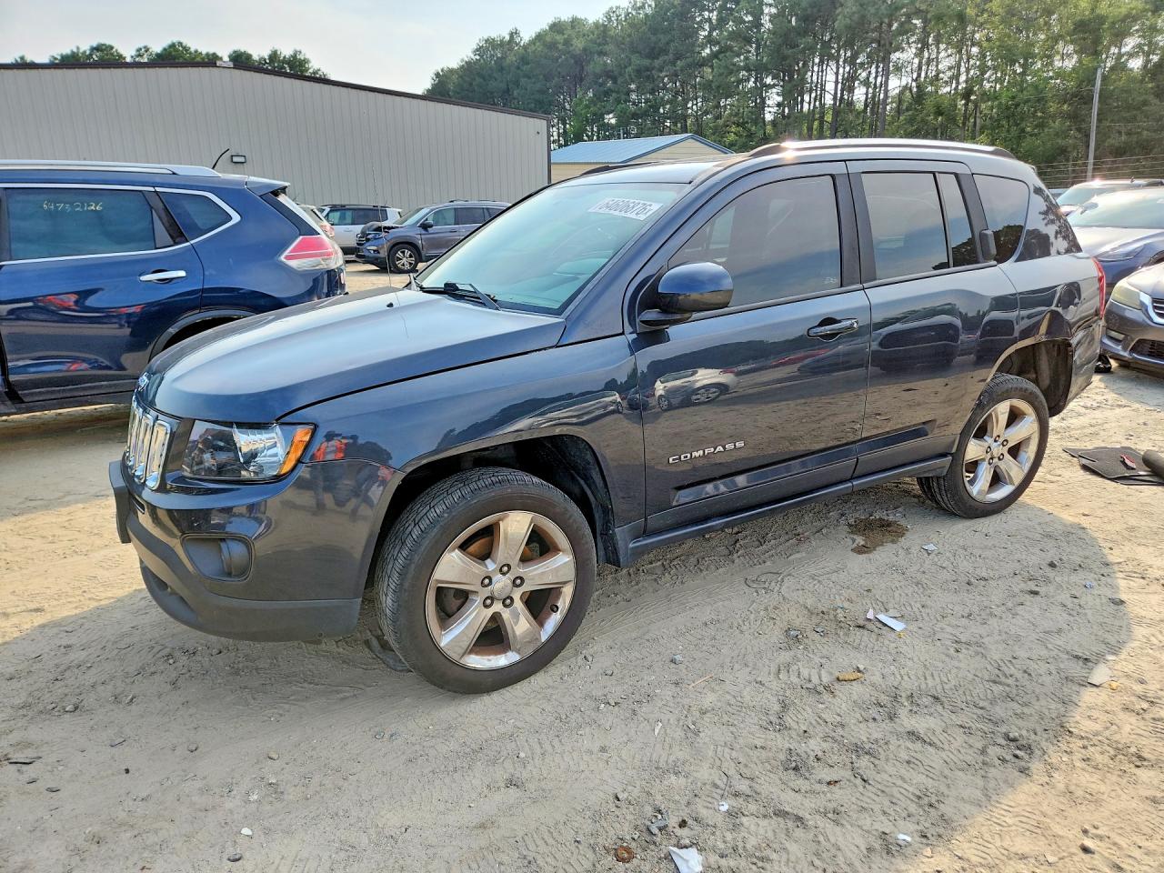 2015 Jeep Compass High Altitude, VIN 1C4NJDEB1FD169465 — Rear end