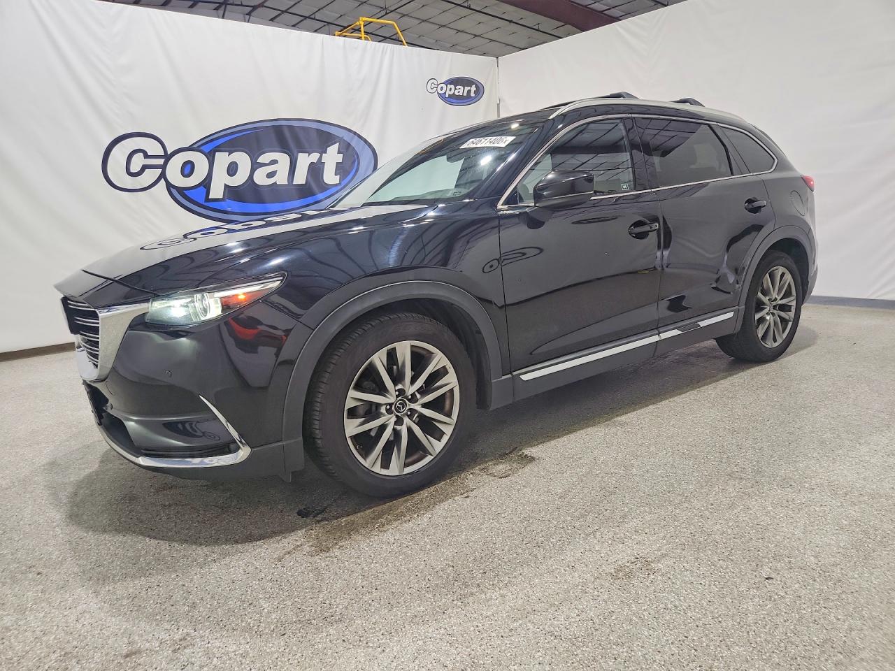 2018 Mazda CX-9 Grand Touring, VIN JM3TCBDY1J0221910 — Minor dents and scratches