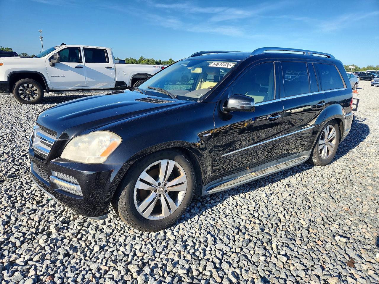 2012 Mercedes-Benz GL 350, VIN 4JGBF2FE0CA800622 — Minor dents and scratches