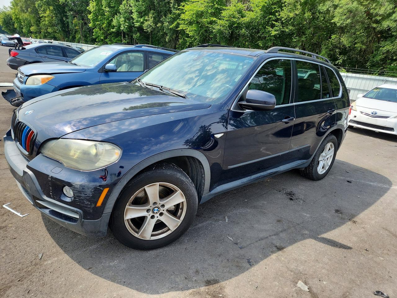 2007 BMW X5 4.8i, VIN 4USFE83517LY65287 — Minor dents and scratches