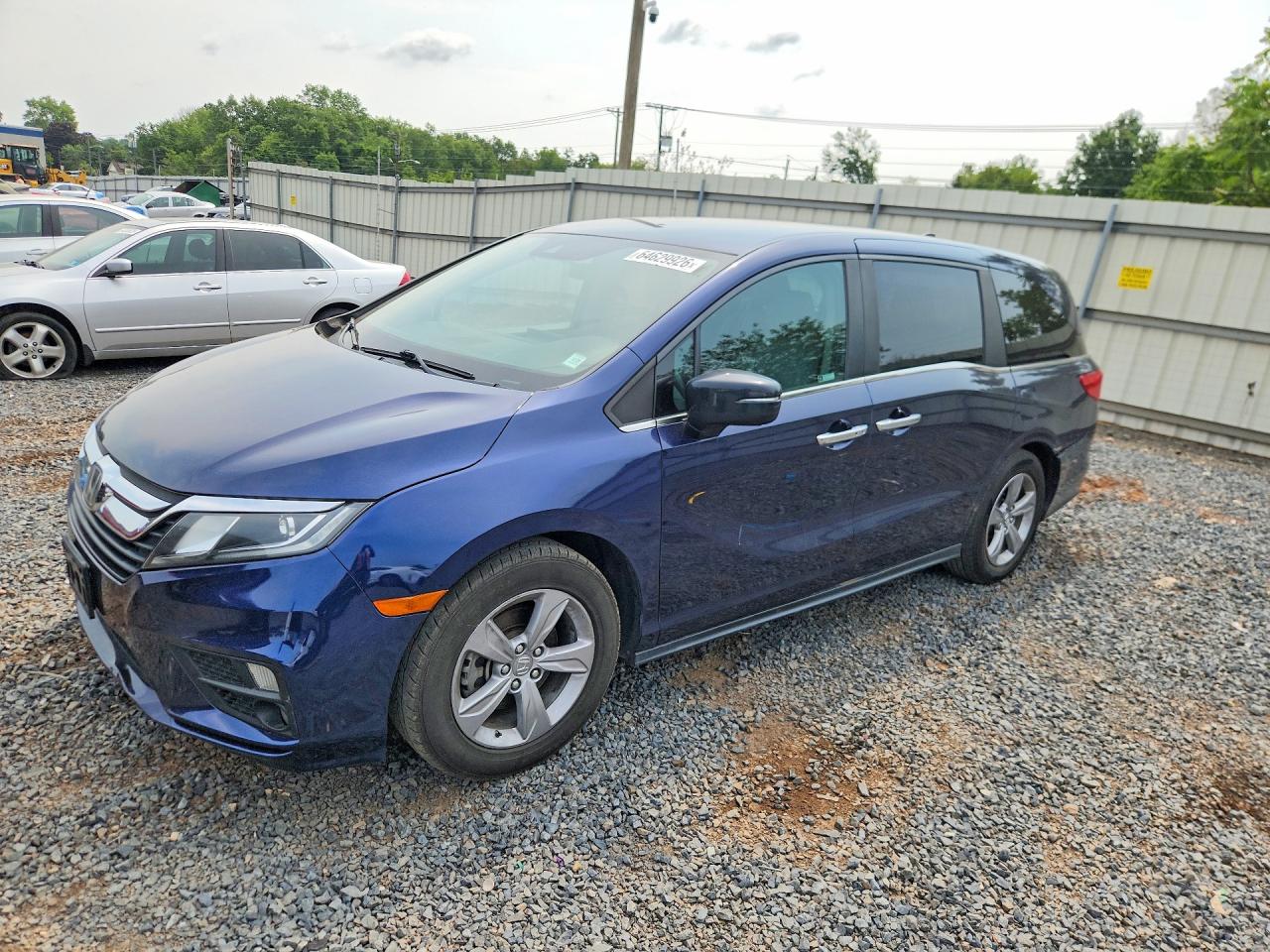 2019 Honda Odyssey EX, VIN 5FNRL6H54KB124097 — Minor dents and scratches