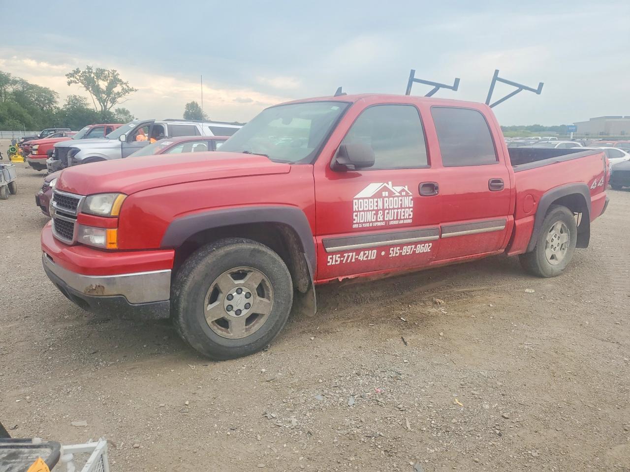 2006 Chevrolet Silverado 1500 LT1, VIN 2GCEK13T861126261 — Frame damage