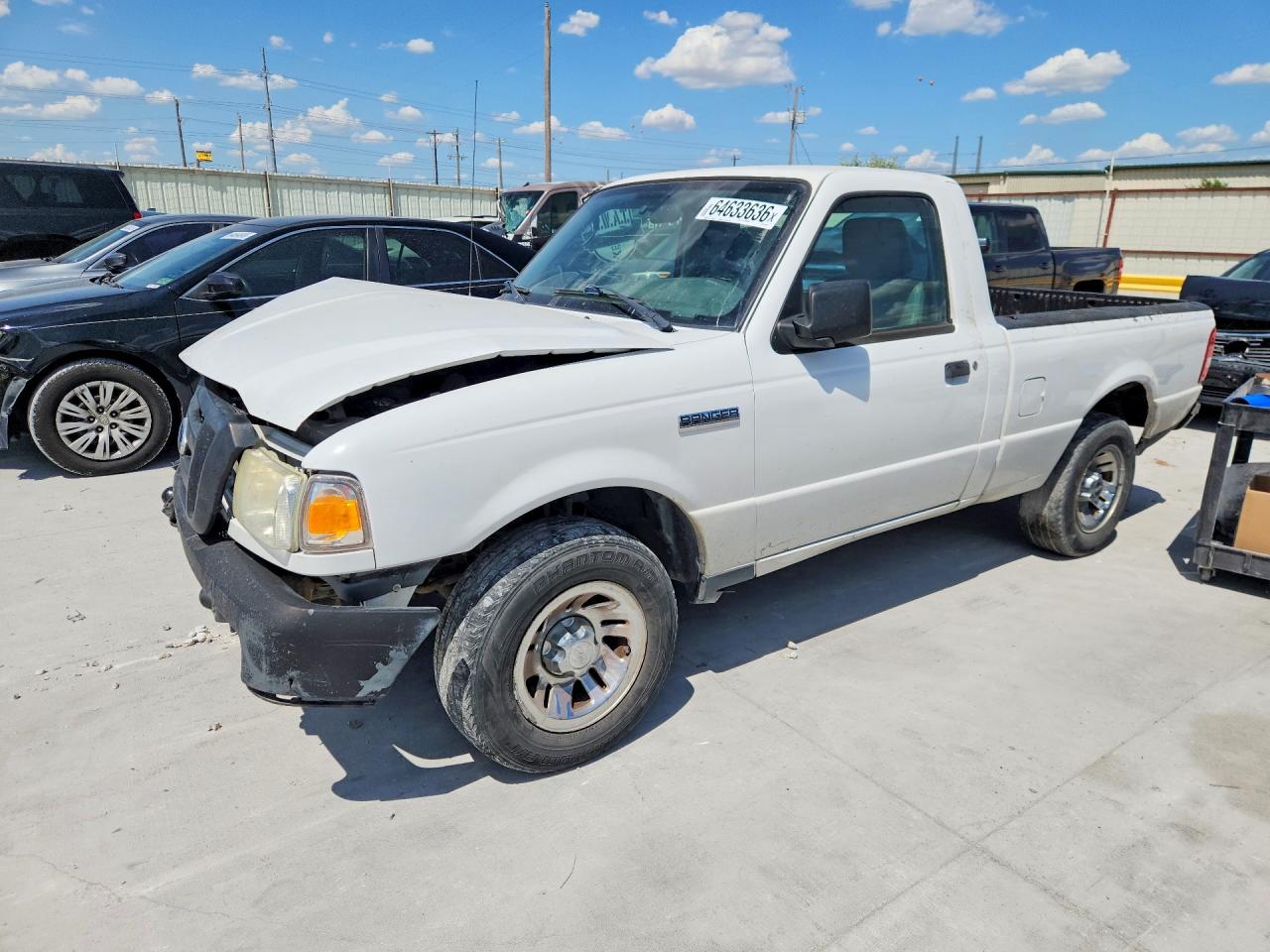 2011 Ford Ranger XL, VIN 1FTKR1AD0BPA53104 — Front end