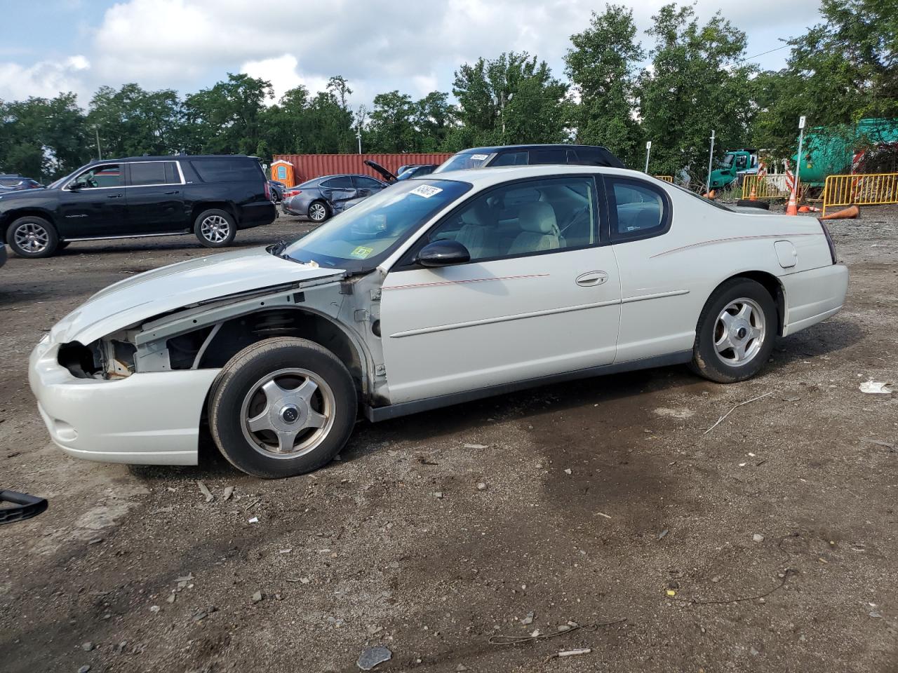 2003 Chevrolet Monte Carlo LS, VIN 2G1WW12E539417320 — Front end