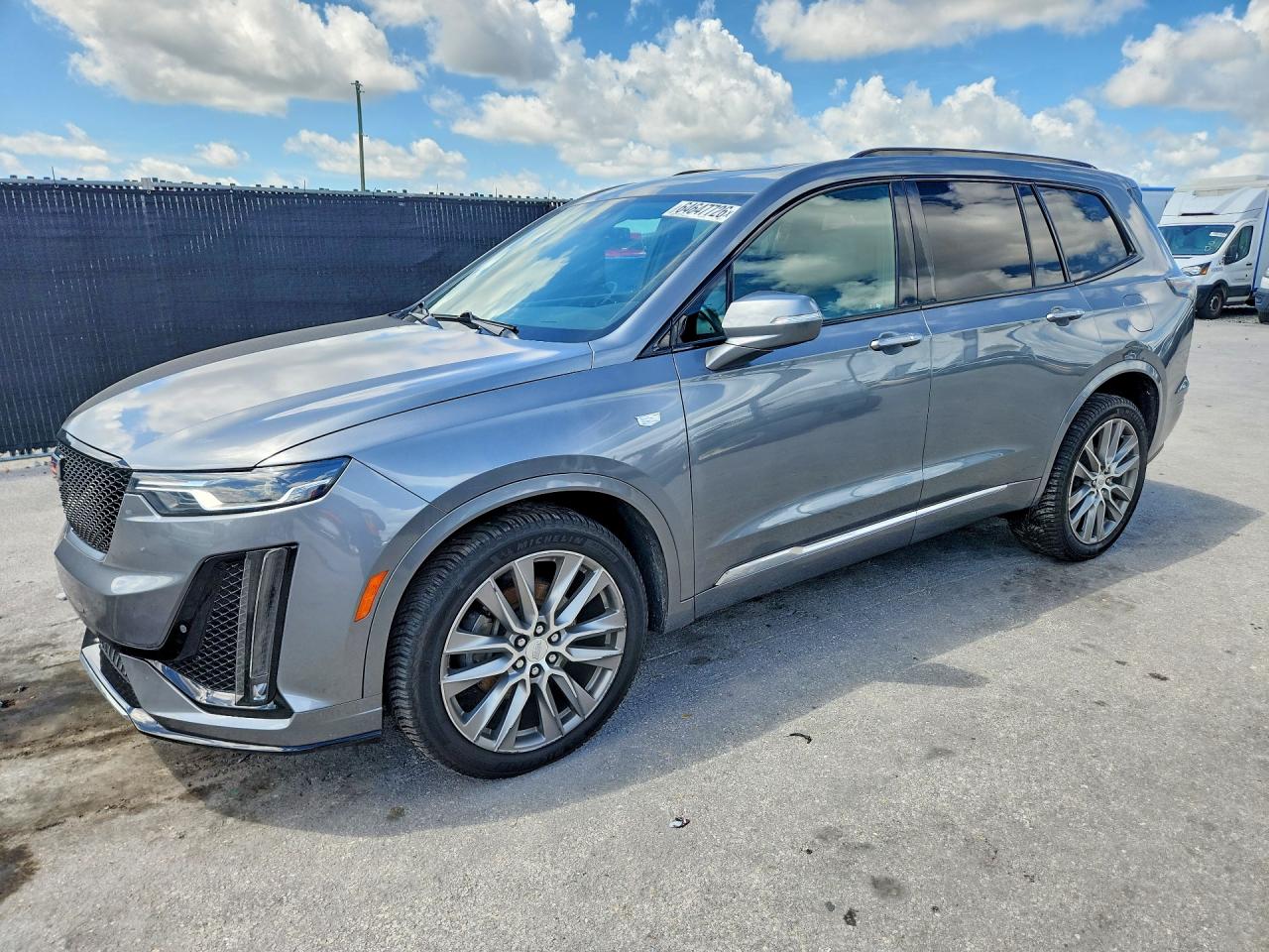 2020 Cadillac XT6 AWD Sport, VIN 1GYKPGRS1LZ128274 — Minor dents and scratches