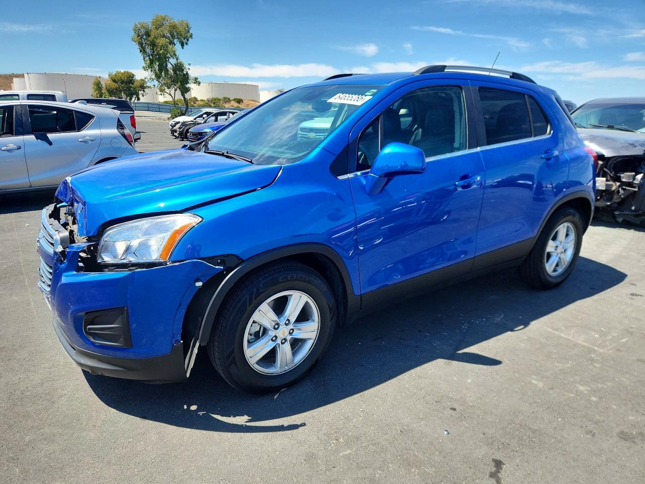 2016 Chevrolet Trax LT, VIN KL7CJLSB0GB575608 — Front end