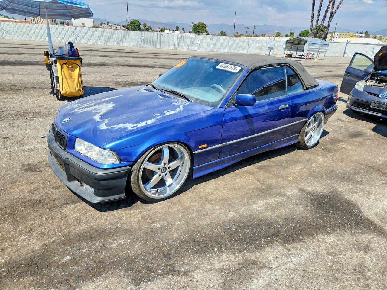 1998 BMW 3 Series 323i, VIN WBABJ7329WEA15202 — Minor dents and scratches