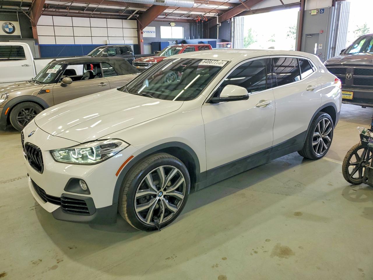 2018 BMW X2 xDrive28i, VIN WBXYJ5C31JEF75480 — Minor dents and scratches