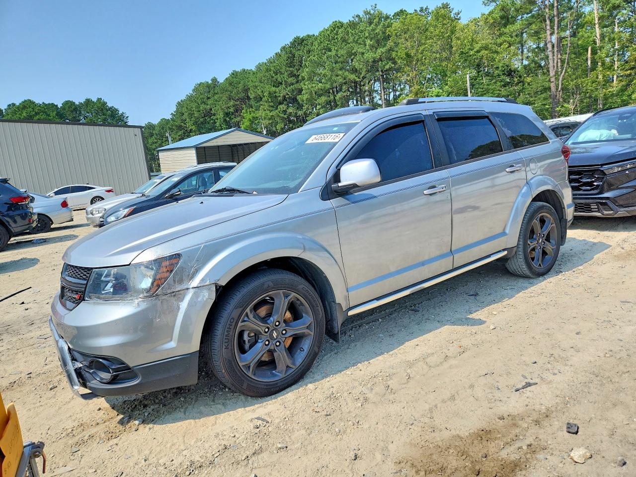 2018 Dodge Journey Crossroad, VIN 3C4PDCGG4JT527907 — Front end