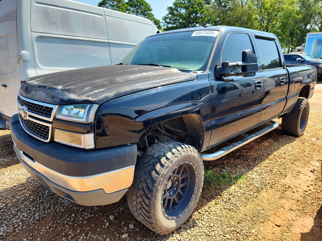 2005 Chevrolet Silverado 2500HD LT, VIN 1GCHK23215F846602 — Пожар