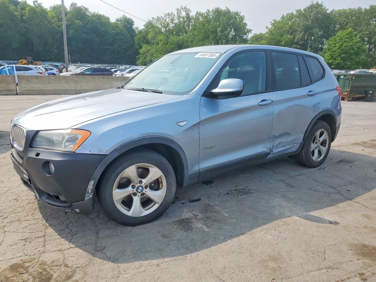 2012 BMW X3 28i, VIN 5UXWX5C57CL721833 — Side
