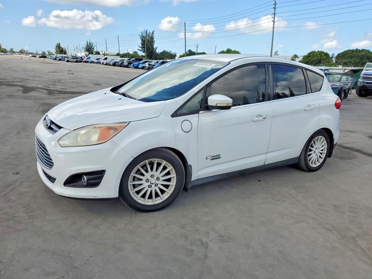 2013 Ford C-Max SEL, VIN 1FADP5CU5DL521704 — Minor dents and scratches