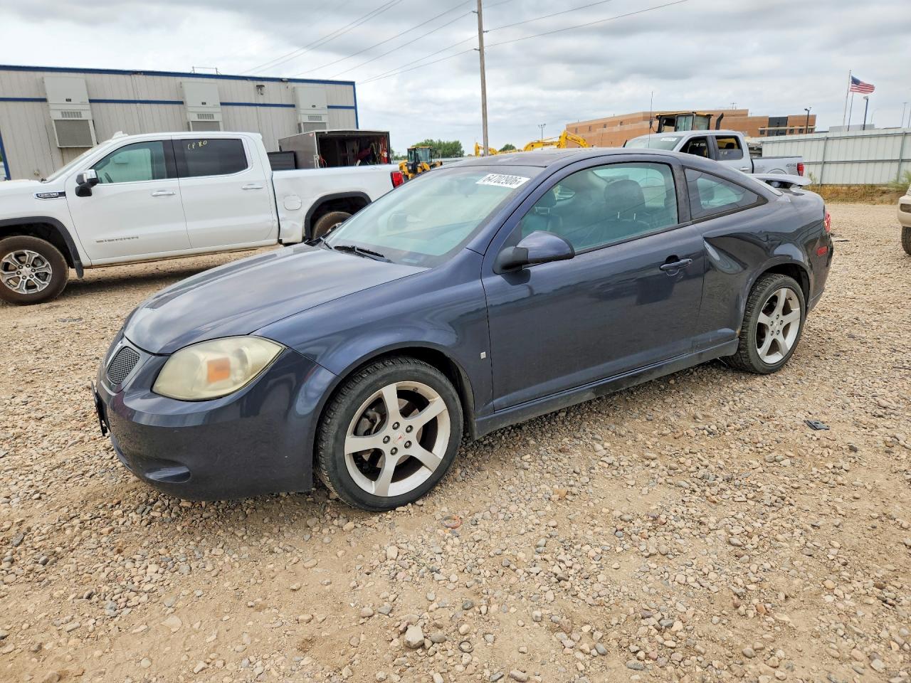 2008 Pontiac G5 GT, VIN 1G2AN18B987124843 — Minor dents and scratches